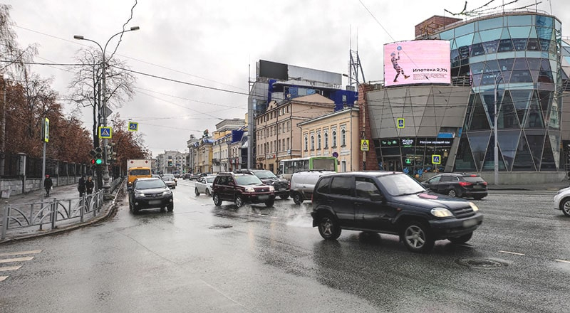 На дорогах может появиться еще один красный